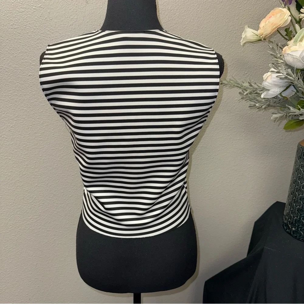 ZARA Black White Stripe Sleeveless V Neck Top Minimalist Classic Medium - Picture 3 of 6